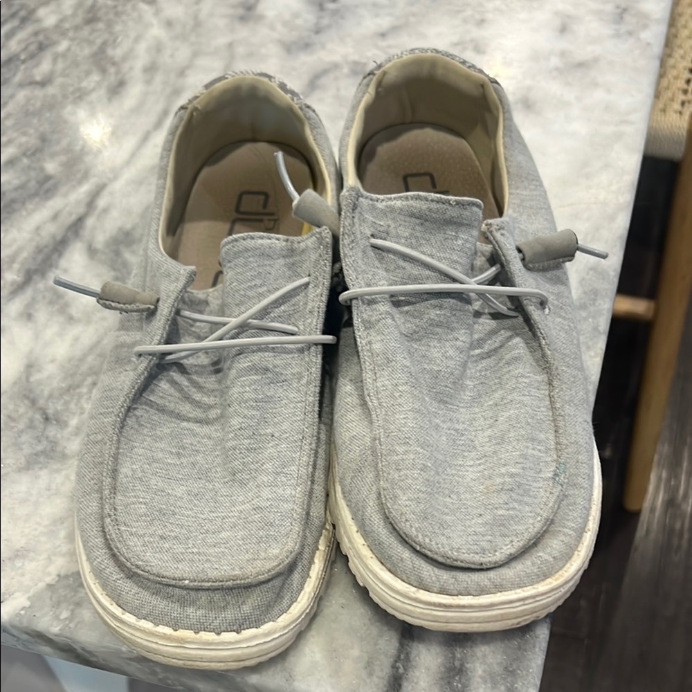 Casual Gray women’s Shoes Hey Dudes